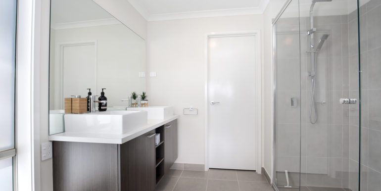 LowRes-20775_26 Majestic Way St Leonards10