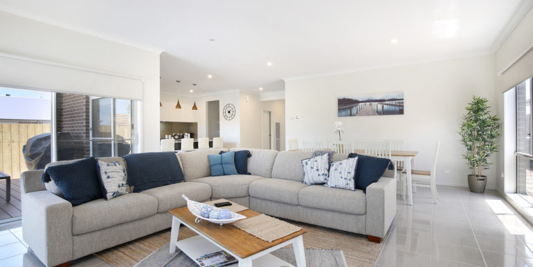 LowRes-20775_26 Majestic Way St Leonards7